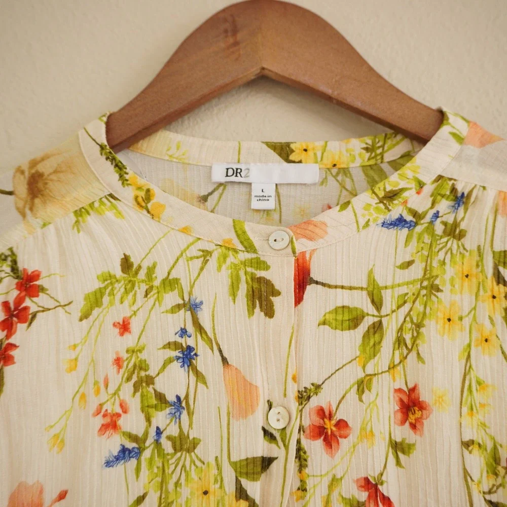 DR2 by Daniel Rainn Large  Floral Button Down Blouse Lantern Sleeve Cream Lovely